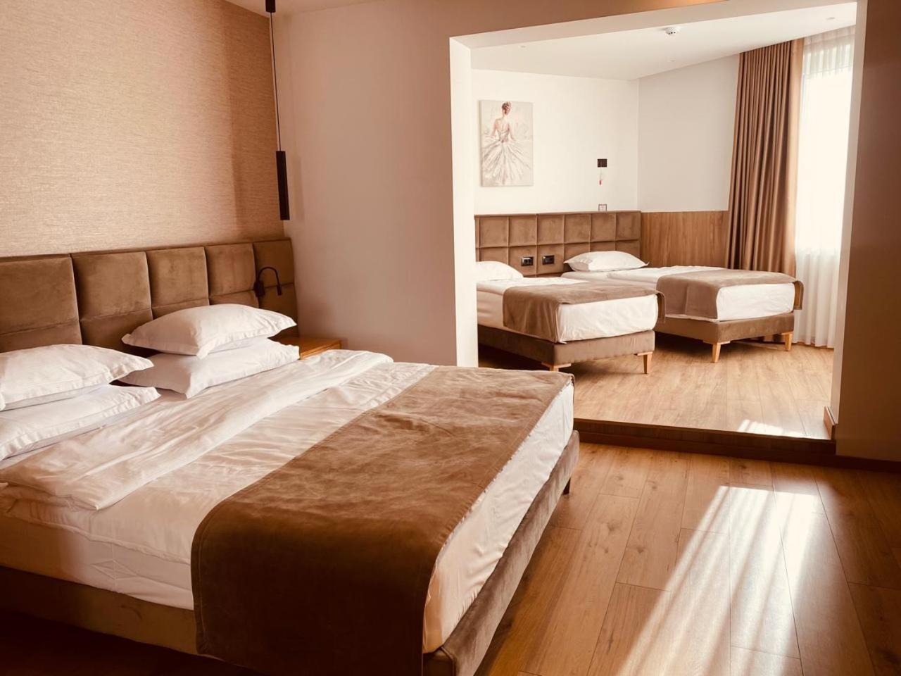 Sibb Hotel 地拉那 外观 照片