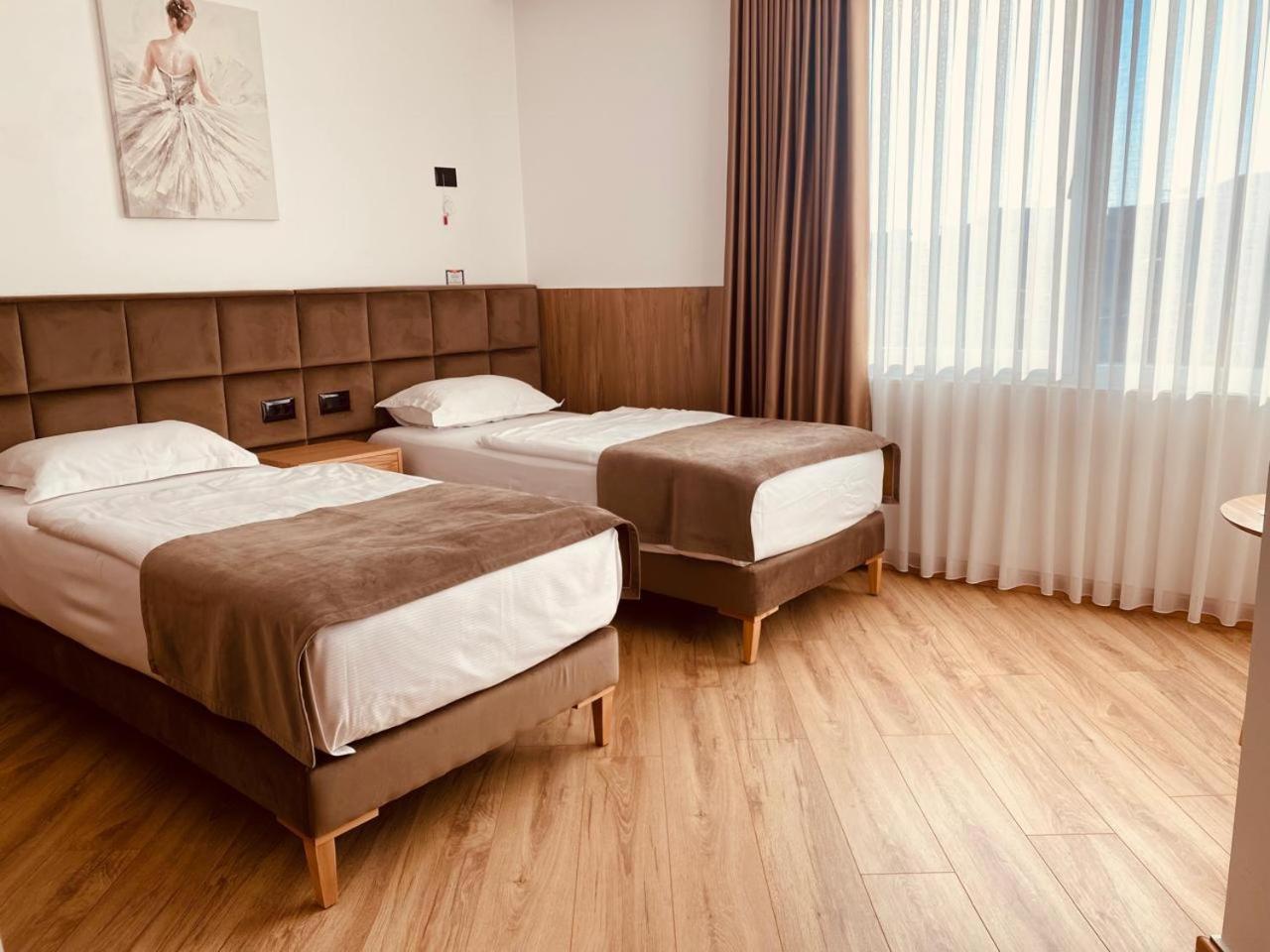 Sibb Hotel 地拉那 外观 照片
